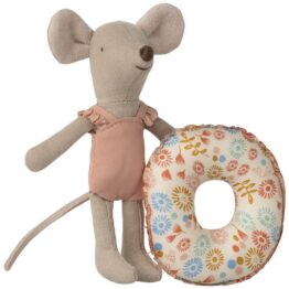Souris de plage Maileg petite sœur bouée à fleurs rose