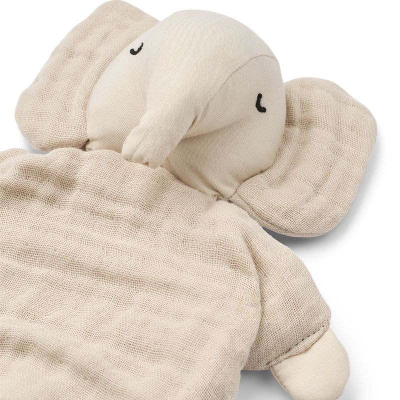 Doudou plat Amaya d’Éléphant Sandy – coton bio ultra‑doux, 20 × 22 cm, compagnon idéal pour les siestes et câlins dès la naissance. Little Marmaille, idées cadeaux de naissance, peluche, doudou éléphant