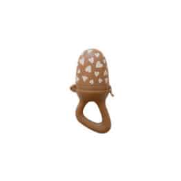 Grignoteuse camel “Fall in love” - Zakuw - Vue de face sur fond blanc