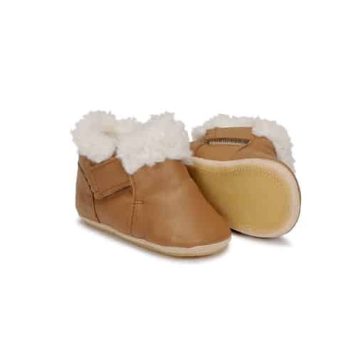 Chaussons Foublu - Camel - Easy Peasy, vue de côté et de la semelle sur fond blanc