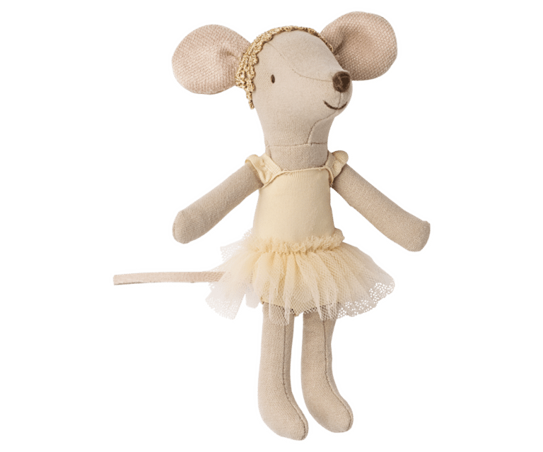 Souris danseuse de ballet dans sa boîte - Grande sœur Juliette - Maileg, vue de face sur fond blanc