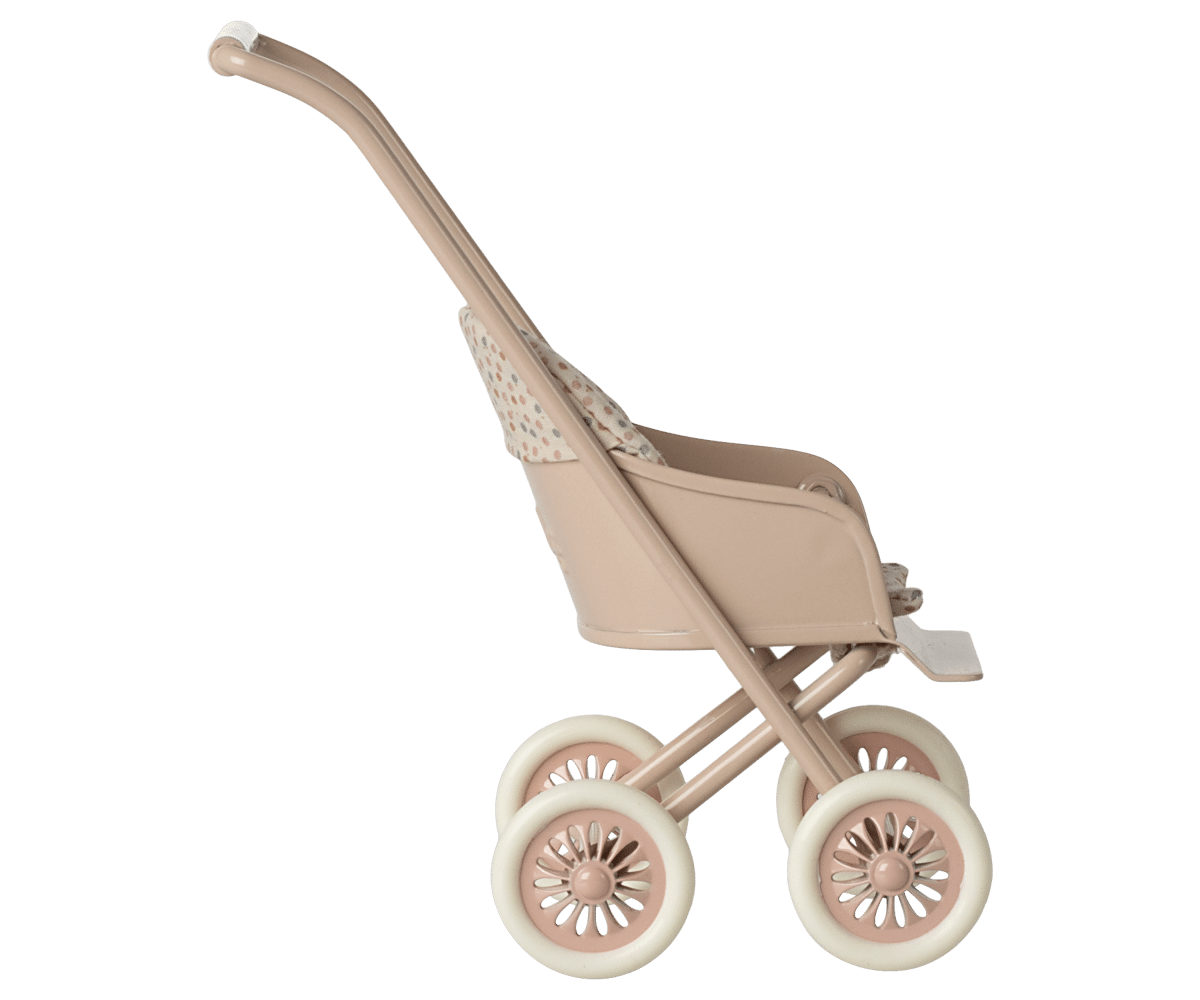 Poussette vintage rose poudrée - Pois multicolores - Maileg, vue de côté sur fond blanc - Idées cadeaux Noël 2025, Liste de naissance, Magasin pour bébé à Vannes Lorient