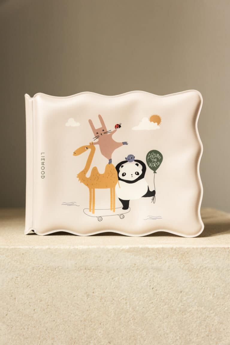 Livre de bain magique – À travers le monde - Liewood - Cadeaux bébé Noël, idées cadeaux naissance, liste de naissance - Magasin bébé à Vannes