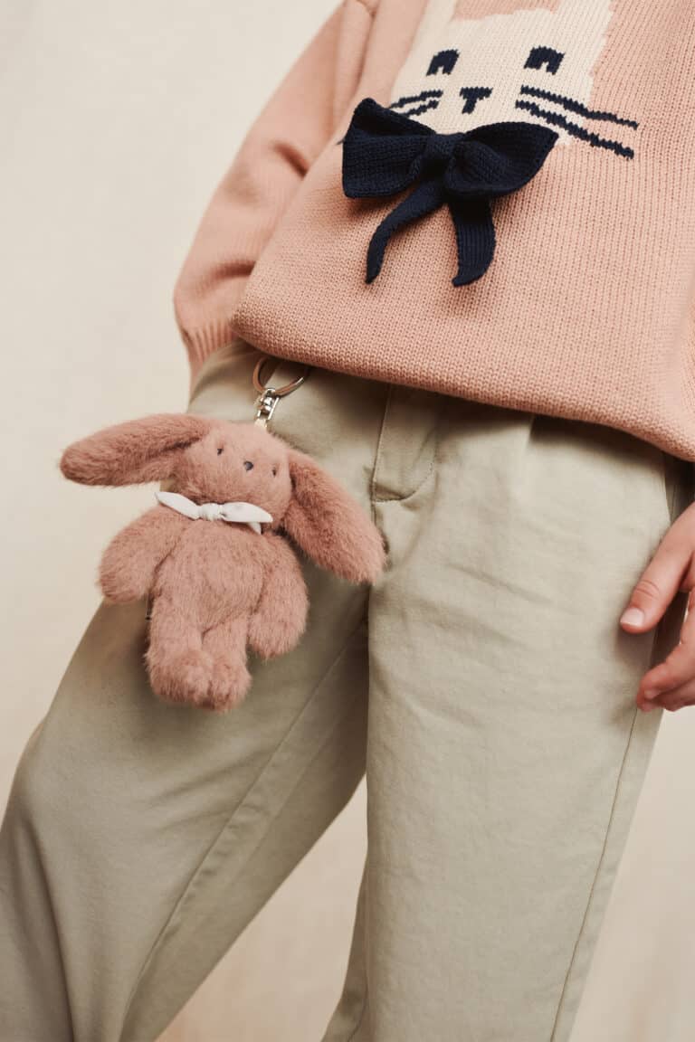 Porte-clés Alfredo le Lapin Rose de Liewood - Ambiance