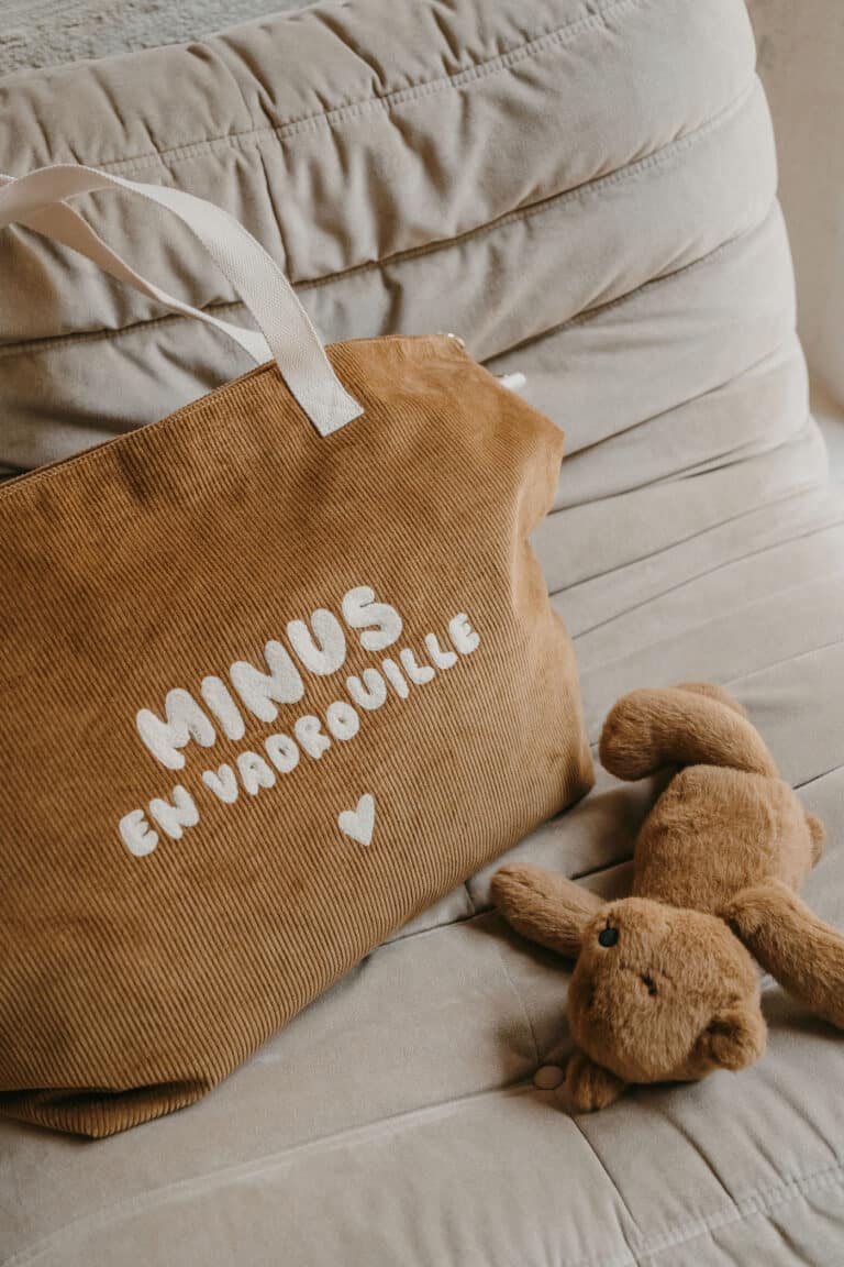 Sac XL Velours “Minus en Vadrouille” - Zakuw - Ambiance