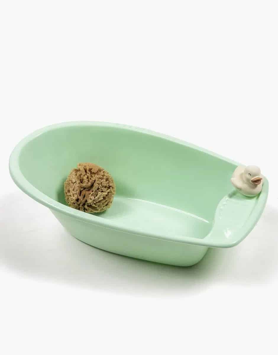 baignoire pour poupée, accessoires poupées, cadeaux idées poupées, offrir une poupée garçon, idées cadeaux Noël fille, baignoire pour poupée minikane, donner bain poupée,