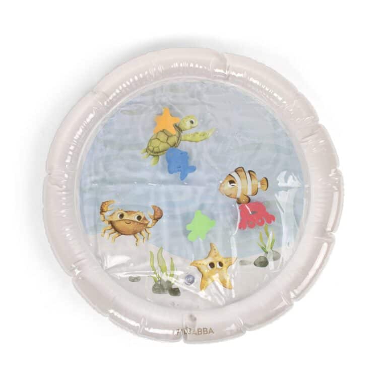 Tapis d'éveil avec de l'eau, tapis d'éveil bébé, éveiller bébé jeu d'eau, jouet eau bébé, éveil de bébé, jouets éveil, jeux éveil, activité nounou, activité montessori, idées cadeaux Noël, cadeaux bébé, liste de naissance, jouet salon bébé, piscine bébé, little marmaille magasin de jouets, boutique idées cadeaux enfants,