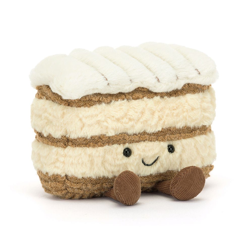 Doudou amuseables Milie Mille Feuille -Jellycat, vue de biais sur fond blanc