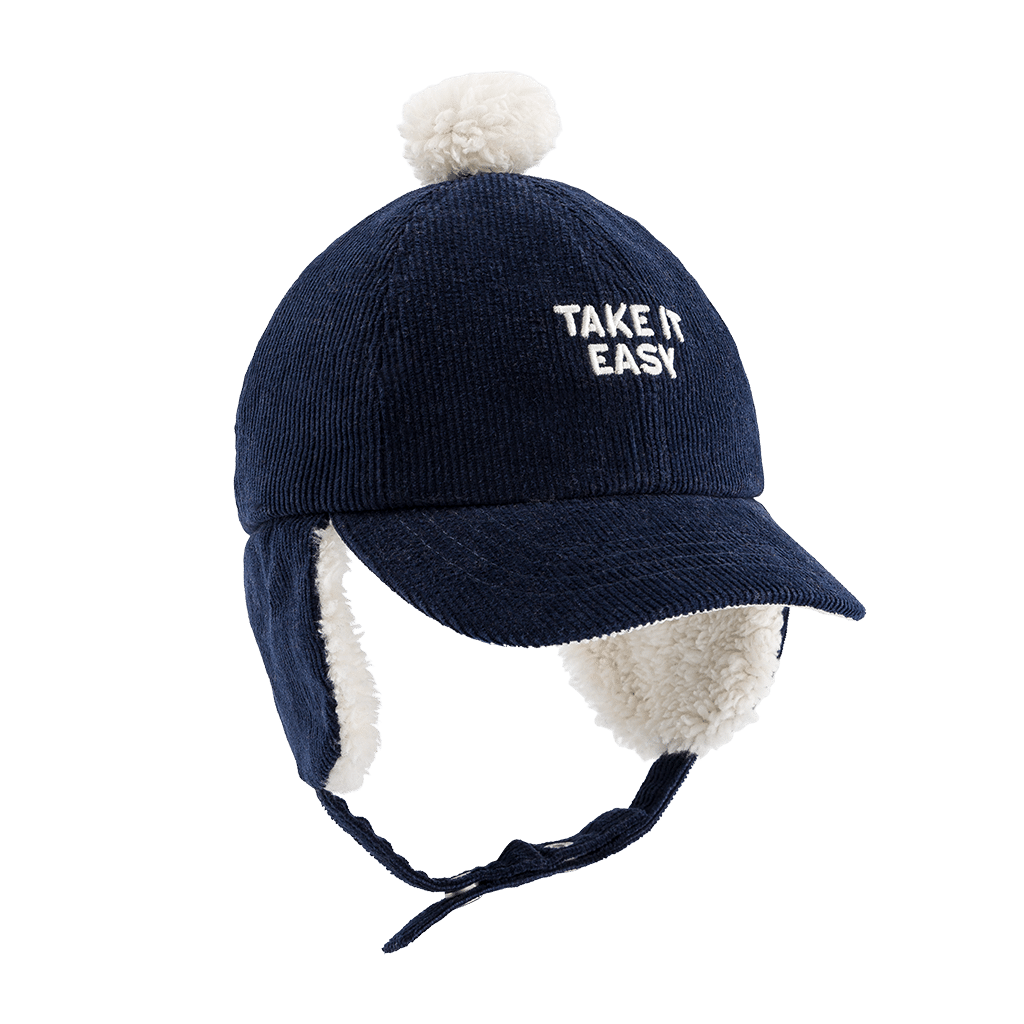 Casquette Chapka Take It Easy - Bleu Marine – Chamaye - Vue de côté sur fond blanc