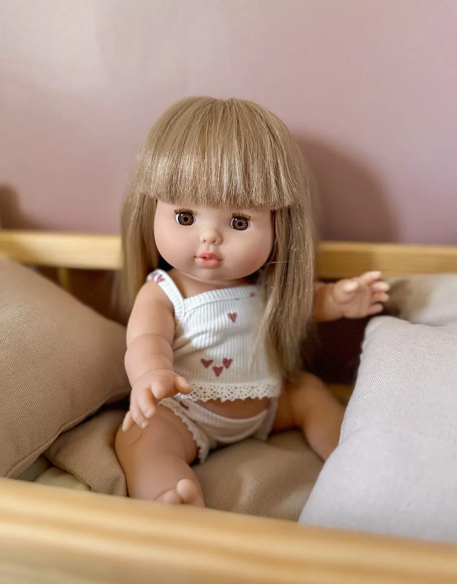 Poupée pour enfant, poupée fille, poupée vinyle, poupée 34cm, poupée gordis, poupée pour garçon, Little Marmaille magasin de jouets à Vannes, Little Marmaille idées cadeaux enfants, cadeaux Noël fille, Cadeaux Noël 3 ans