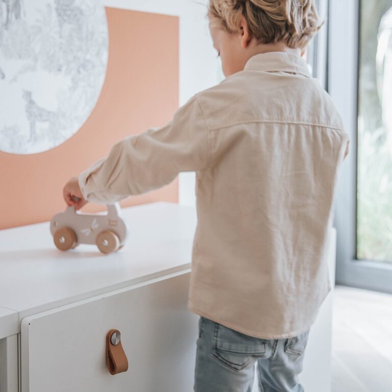 Voiture en bois Label Label – Couleur Nougat - Ambiance