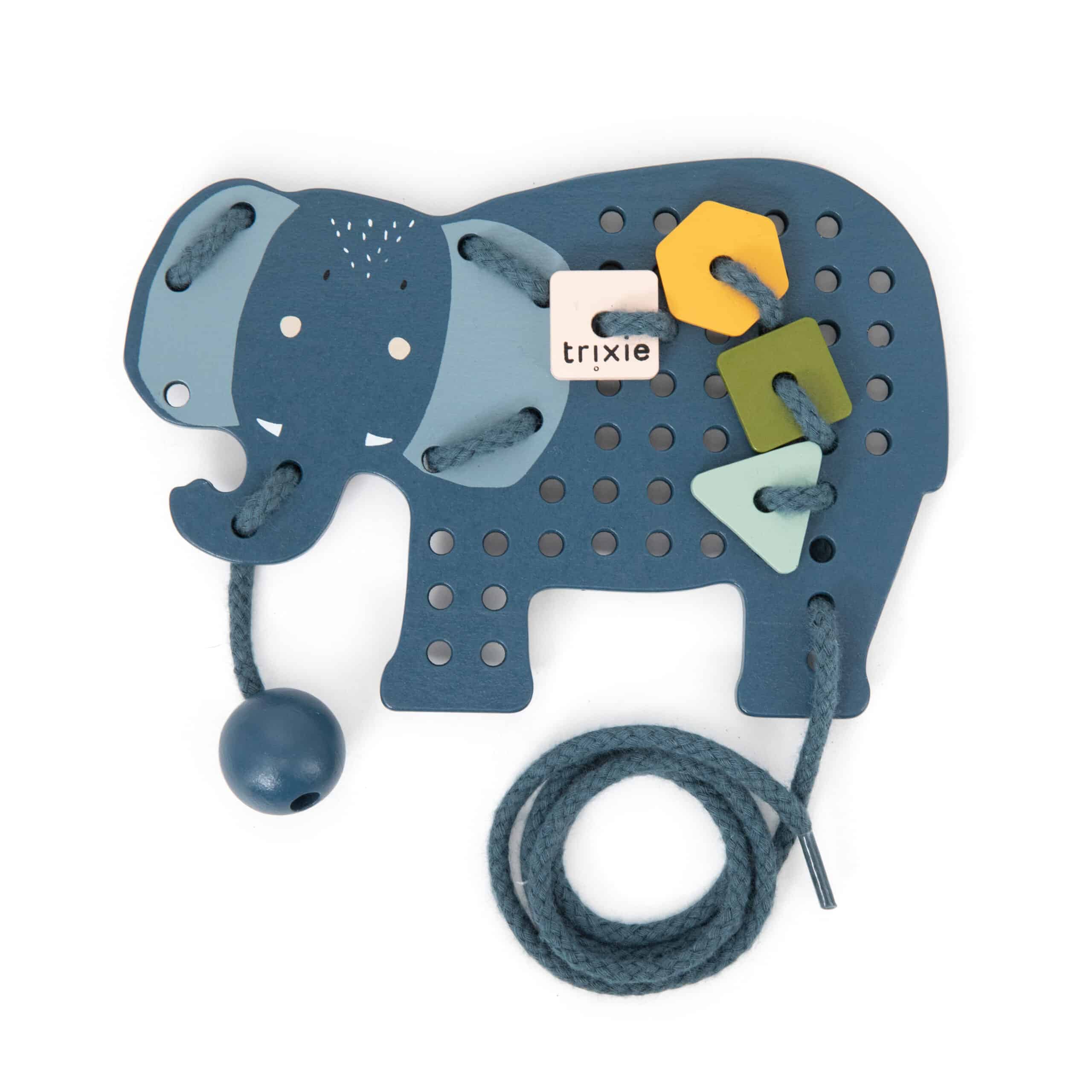 Jeux de laçage animaux en bois - Trixie Baby - Vue Mlle Elephant sur fond blanc