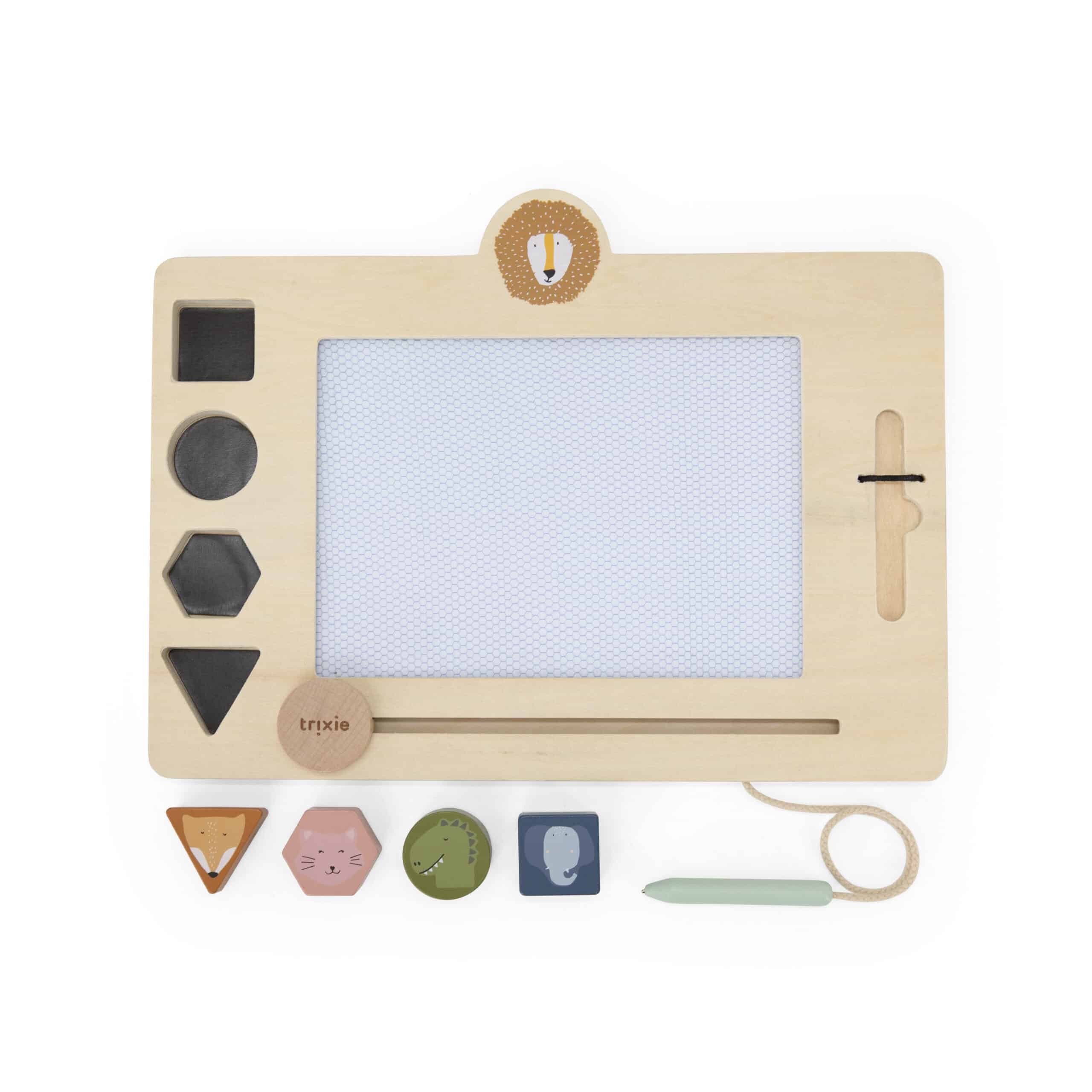 Tableau à dessin en bois Mr.Lion - Trixie Baby - Vue de face avec tous ses éléments sur fond blanc