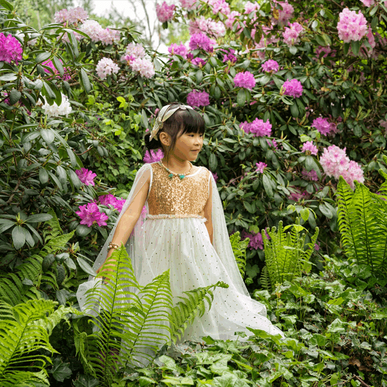 Déguisement robe de princesse Dorianne – blanche & dorée - Souza - Ambiance