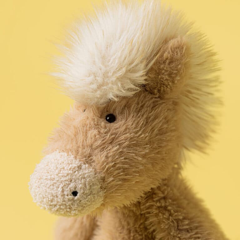 Doudou Canterneigh Pony – Jellycat - Ambiance