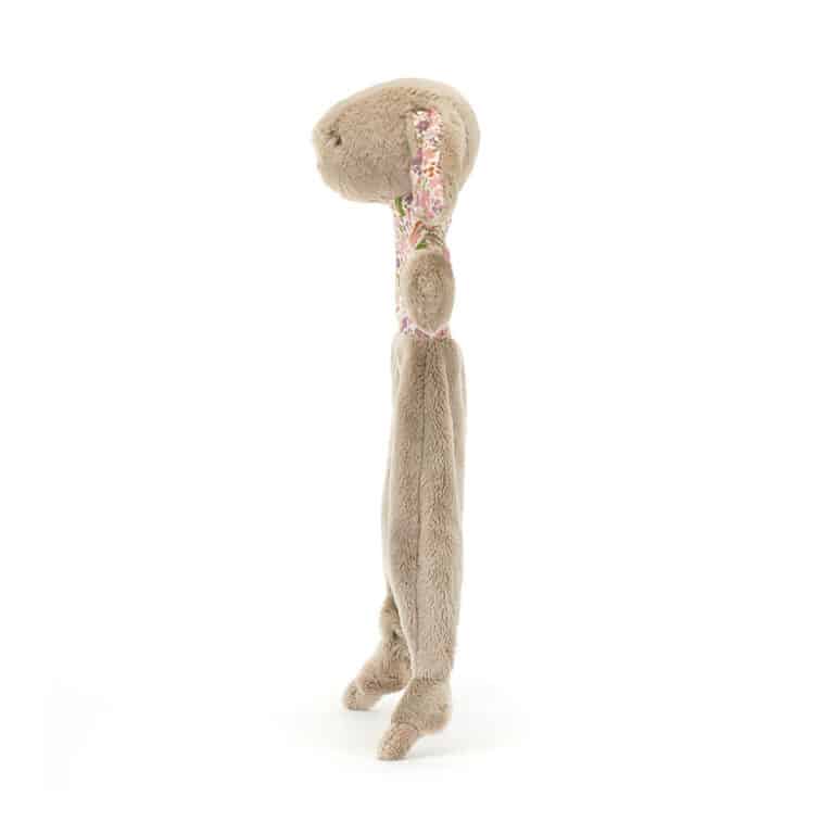 Doudou plat lapin - Beige aux oreilles pétales - Jellycat, vue de côté sur fond blanc