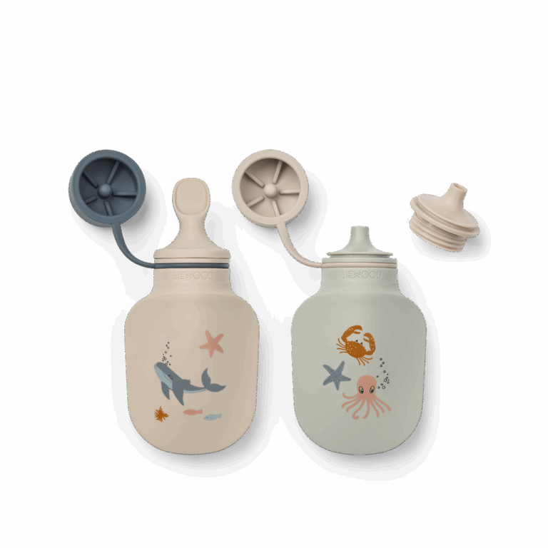 Lot de 2 bouteilles pour smoothie – Animaux marins – Liewood - Vue de face sur fond blanc