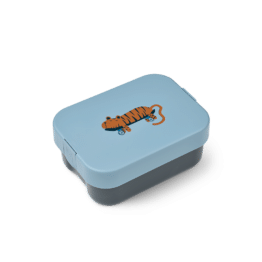 Lunch box Kamil – Tigre – Liewood - Vue de face sur fond blanc