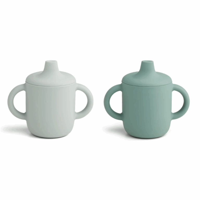 Tasse en silicone avec tétine – Mint Mix – Liewood - Vue de face sur fond blanc