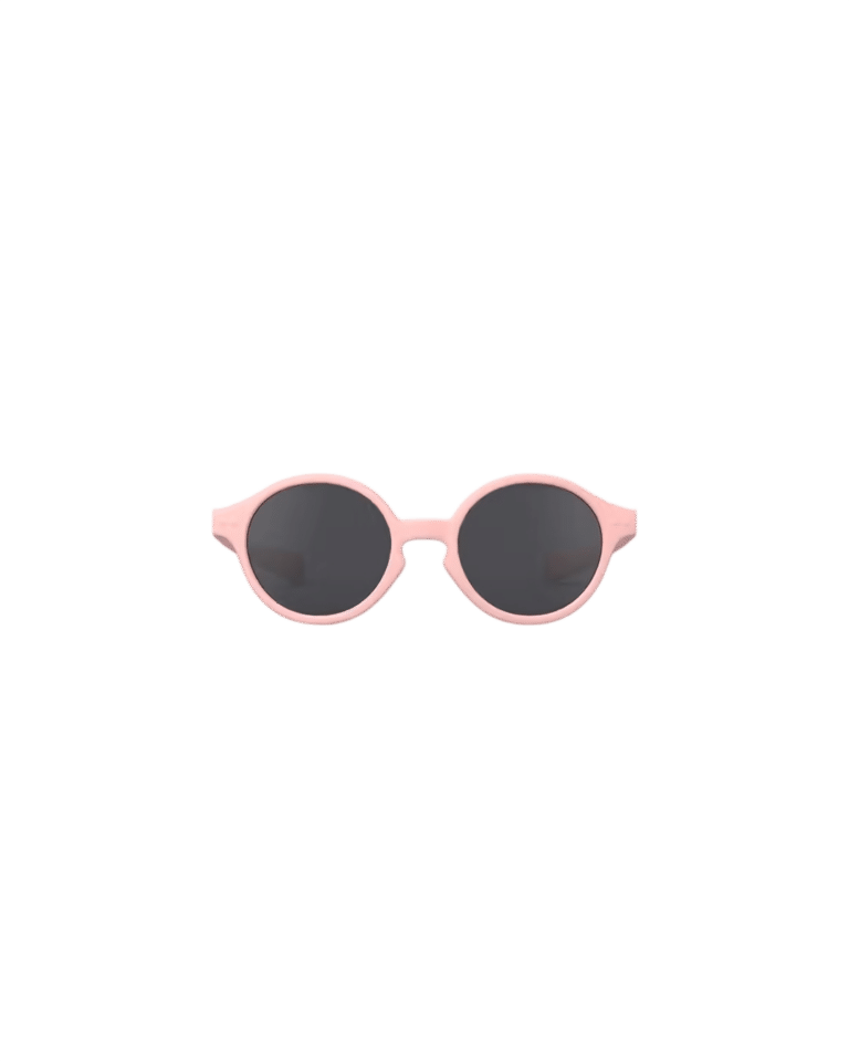Lunettes de soleil baby #D - Pastel pink - 0-3 ans - Izipizi, vue de face sur fond blanc