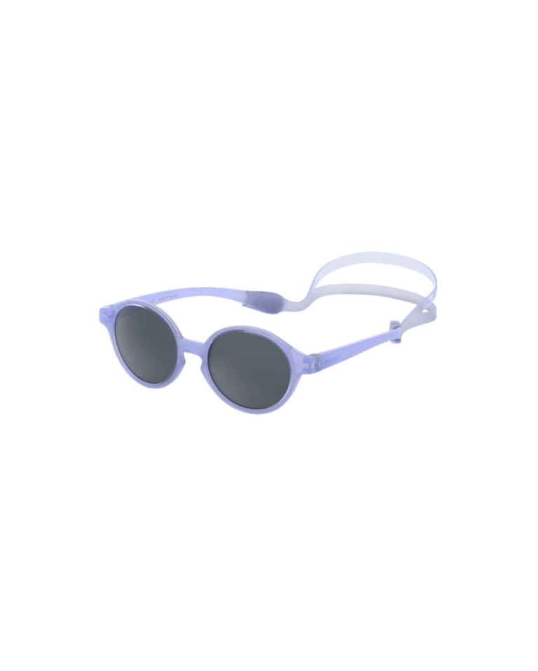 Lunettes de soleil baby #D - Mauve - 0-3 ans - Izipizi, vue de côté sur fond blanc