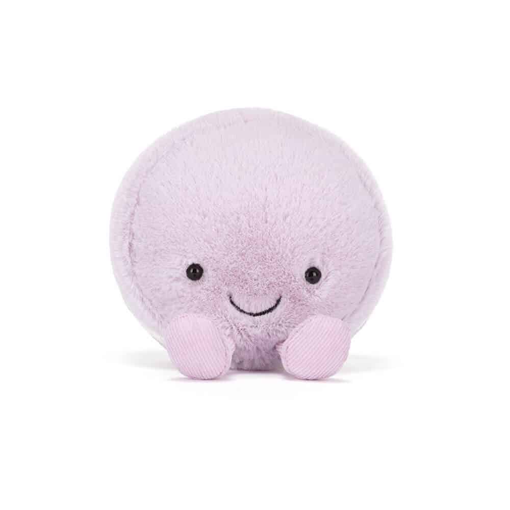 Amuseables May Macaron - Jellycat, vue de face sur fond blanc