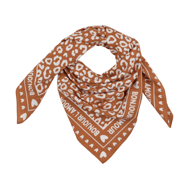Grand foulard marron avec motif léopard crème - Atelier Wagram, vue de face enroulé sur fond blanc
