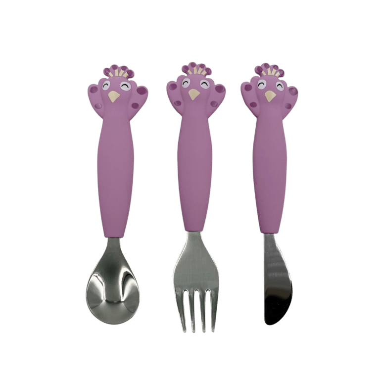 Couvert 3 pièces en silicone mlle paon Trixie fond blanc