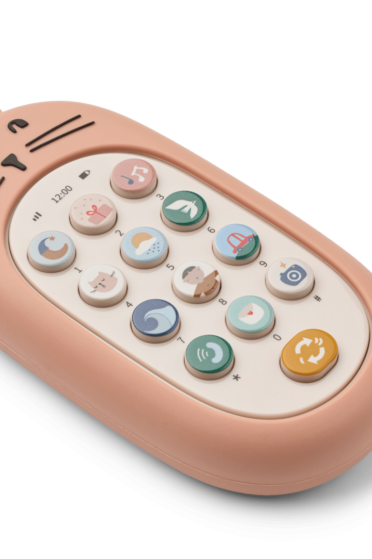 Téléphone Fidi en silicone rose de Liewood zoom avant